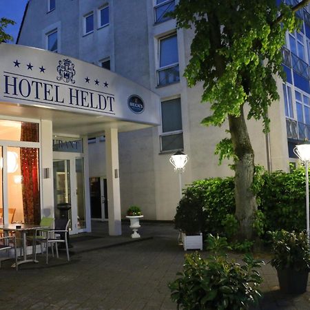 Appart-Hotel-Heldt BRE Exterior photo
